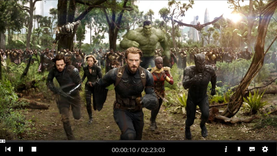 Une capture d'écran d'un film avec l'extension Marvel Universe